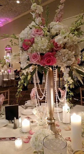 Florist «Sauganash Flowers», reviews and photos, 6346 N Cicero Ave, Chicago, IL 60646, USA