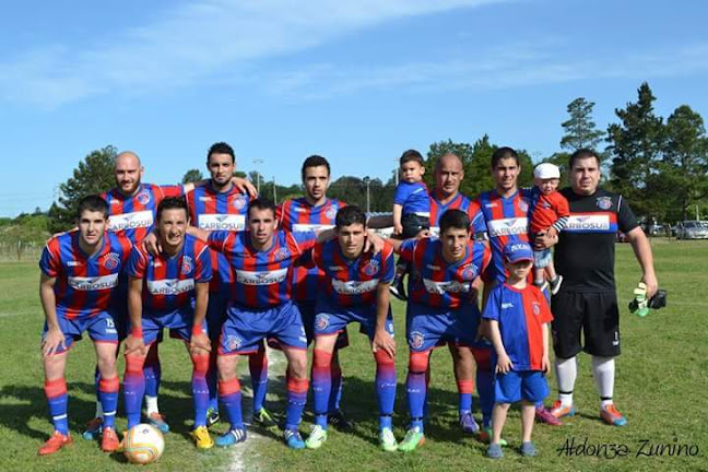 Parque Guadalupe Fulco - Cancha Del Club Atlético Aguas Corrientes . - Canelones