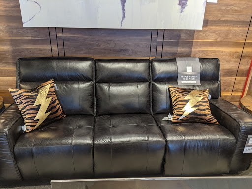 Furniture Store «Value City Furniture», reviews and photos, 2536 N Elston Ave, Chicago, IL 60647, USA