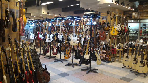 Musical instruments stores Moscow