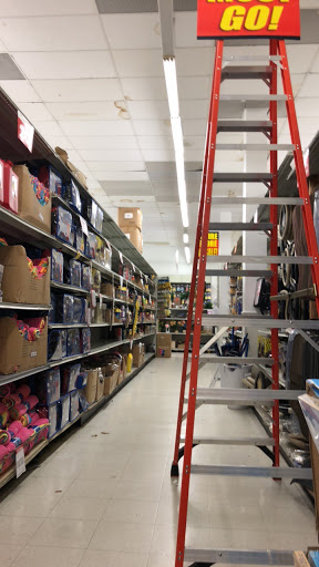 Discount Store «National Wholesale Liquidators», reviews and photos, 7101 Kissena Blvd, Flushing, NY 11367, USA