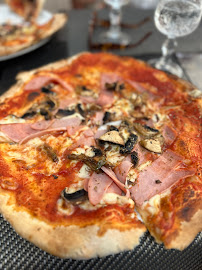 Prosciutto crudo du Pizzeria CAPITANO Carmino à Calvi - n°3