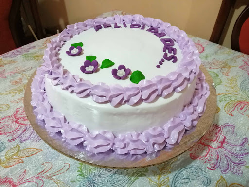 Any cakes CR