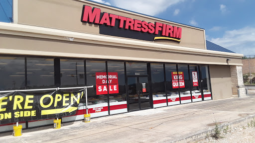 Mattress Store «Mattress Firm San Antonio North», reviews and photos, 22118 US-281, San Antonio, TX 78259, USA