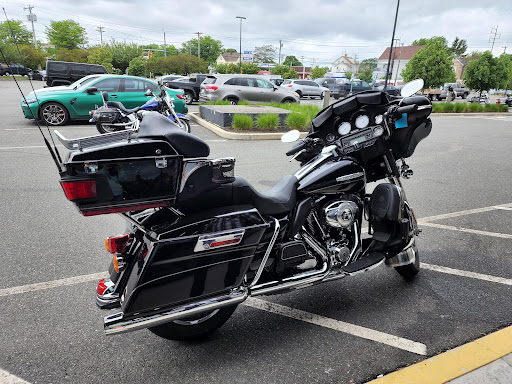 Harley-Davidson Dealer «Boston Harley-Davidson», reviews and photos, 649 Squire Rd, Revere, MA 02151, USA