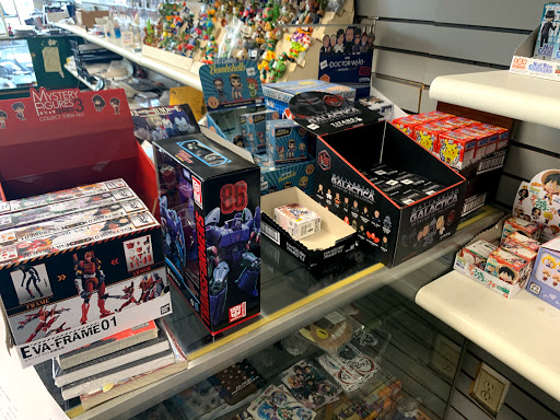 Comic Book Store «J C Comics & Cards», reviews and photos, 2609 State Rd, Cuyahoga Falls, OH 44223, USA