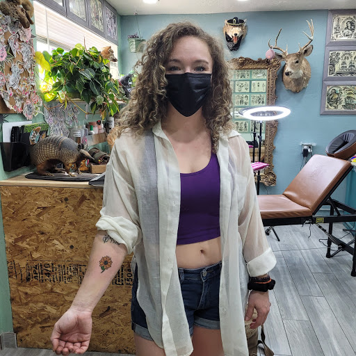 Tattoo Shop «Gypsy Rose Tattoo», reviews and photos, 1505 E Thomas Rd, Phoenix, AZ 85014, USA