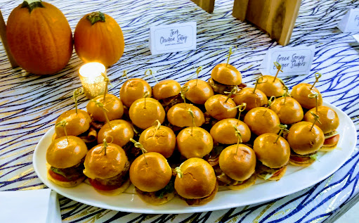 Shopping Mall «Green Spring Station-Shopping», reviews and photos, 10751 Falls Rd, Lutherville, MD 21093, USA