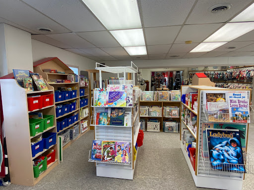 Boutique «Bearly Used Boutique», reviews and photos, 350 W Main St, Mount Joy, PA 17552, USA