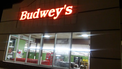 Supermarket «Budweys Supermarket», reviews and photos, 535 Division St, North Tonawanda, NY 14120, USA