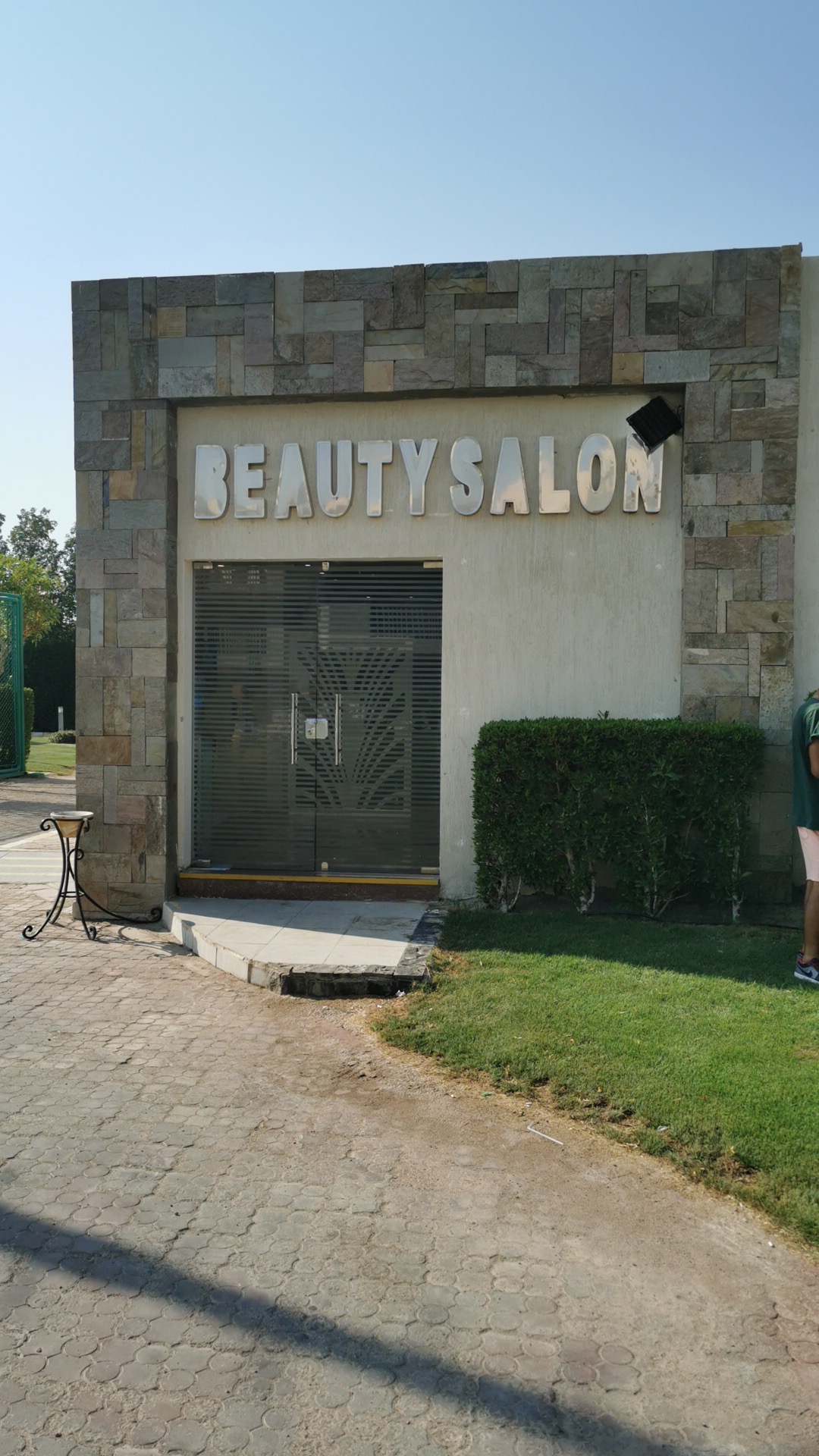 Beauty salon