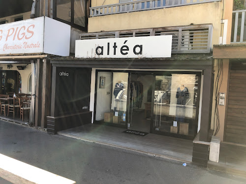 Magasin de vêtements pour femmes Altea Bonifacio