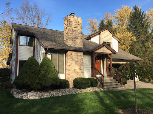 Roofing Contractor in Lansing