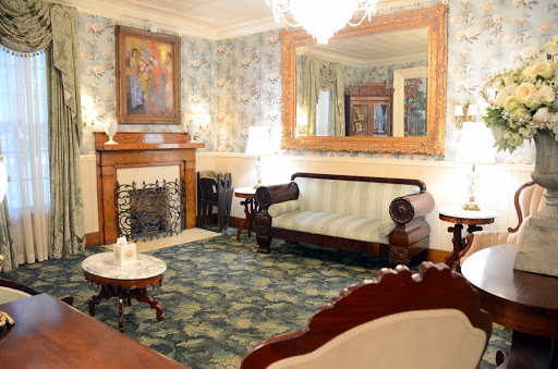 Funeral Home «Taylor Funeral Home Inc», reviews and photos, 214 N Main St, Dickson, TN 37055, USA