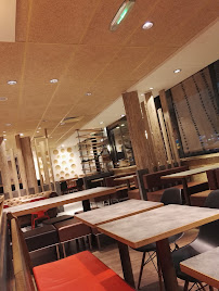 Atmosphère du Restauration rapide McDonald's La Cousinerie à Villeneuve-d'Ascq - n°18