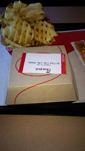 Fast Food Restaurant «Chick-fil-A», reviews and photos, 1018 N Main St, Suffolk, VA 23434, USA