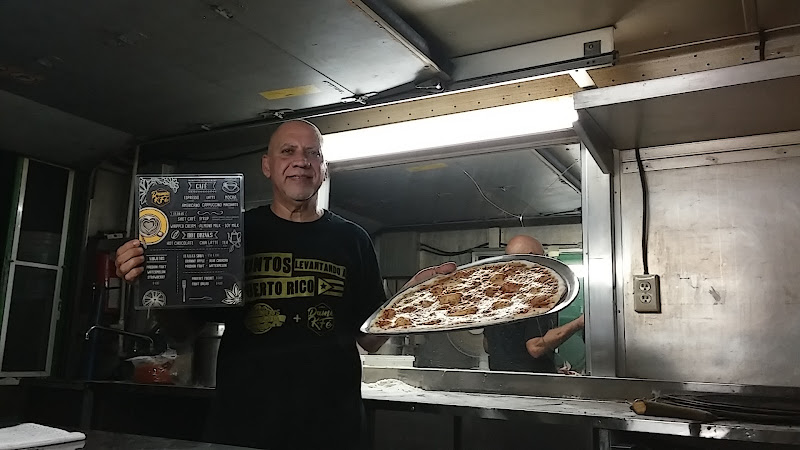 Magina’s Pizza