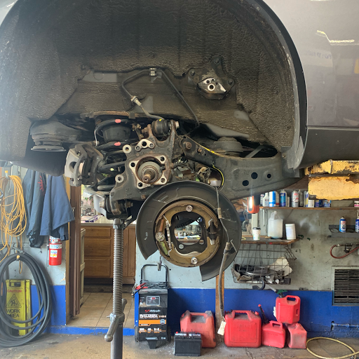 Auto Repair Shop «Golf Crawford Auto Service», reviews and photos, 9555 Crawford Ave, Evanston, IL 60203, USA