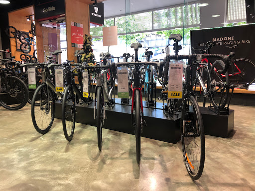 TREK BICYCLE ROUSE HILL