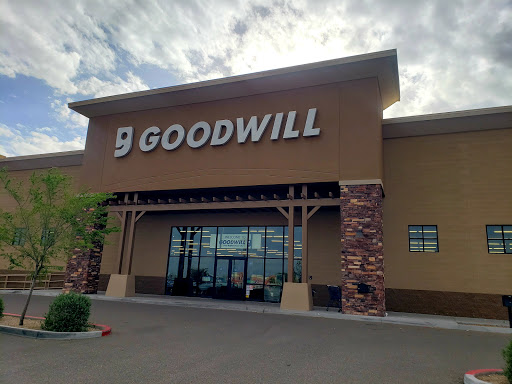 Thrift Store «Cotton & Greenway Goodwill Retail Store & Donation Center», reviews and photos, 15190 N Cotton Ln, Surprise, AZ 85388, USA