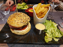 Hamburger du Restaurant la côte rôtie, Valenciennes - n°3