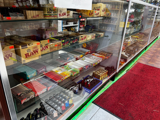 Tobacco Shop «Belltown Smoke Shop», reviews and photos, 27 E High St, East Hampton, CT 06464, USA