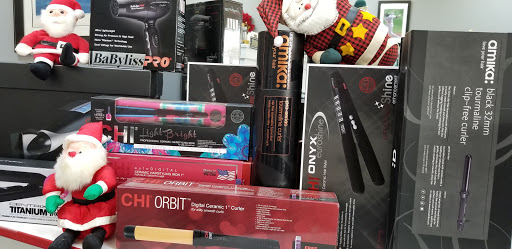 Hair Salon «Cape Hair Scene and Barber Shop», reviews and photos, 1344 Cape St Claire Rd, Annapolis, MD 21409, USA