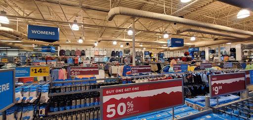 Shopping Mall «Silver Sands Premium Outlets», reviews and photos, 10562 Emerald Coast Pkwy W, Miramar Beach, FL 32550, USA