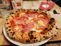 Plats et boissons du Pizzeria Golosino Levallois Perret - Pizza / Cuisine italienne - n°4