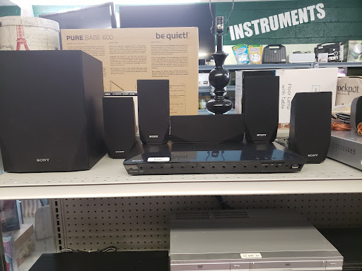 Pawn Shop «U-Pawn LLC», reviews and photos, 884 Main St, Willimantic, CT 06226, USA