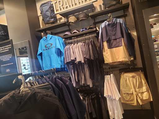 Sunglasses Store «Oakley Store», reviews and photos, 7400 San Pedro Ave #356, San Antonio, TX 78216, USA