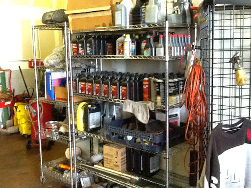 Auto Repair Shop «Good Hands Auto Tech», reviews and photos, 16215 FL-50 Suite 307, Clermont, FL 34711, USA