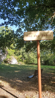 Roc des Nobis à Roquecor