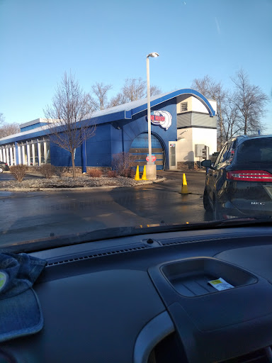 Car Wash «Blue Falls Car Wash», reviews and photos, 400 N Leavitt Rd, Amherst, OH 44001, USA