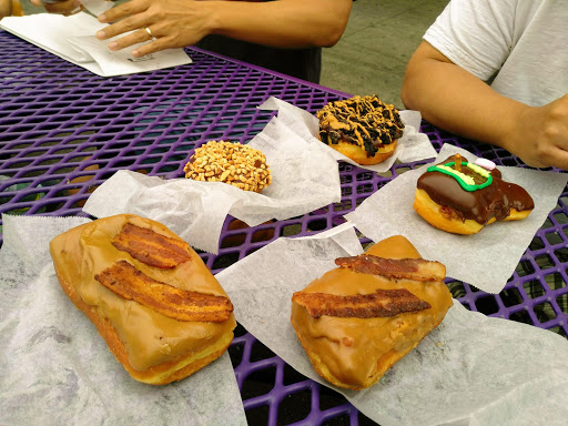 Donut Shop «Voodoo Doughnut», reviews and photos, 22 SW 3rd Ave, Portland, OR 97204, USA