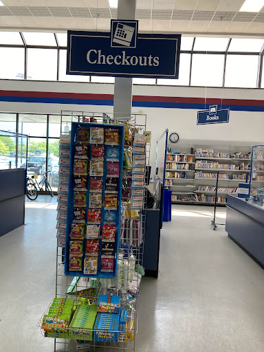 Thrift Store «Goodwill Industries of Greater Cleveland & East Central Ohio», reviews and photos, 14690 Snow Rd, Brook Park, OH 44142, USA