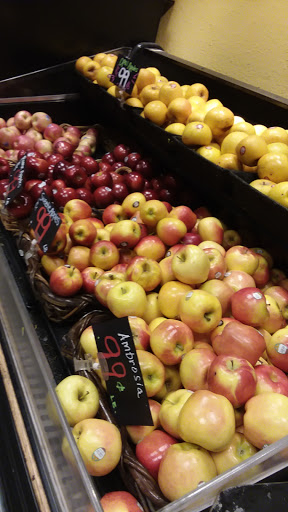 Produce Market «Morrow Brothers Produce Market», reviews and photos, 9907 SE 82nd Ave, Happy Valley, OR 97086, USA