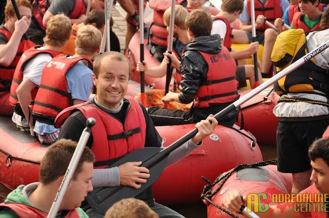 CK ADRENALINE CENTRE telefonní číslo