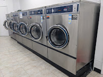 Torrance Coin Laundry - Photo 3 - Car repair in Torrance, CA, Torrance