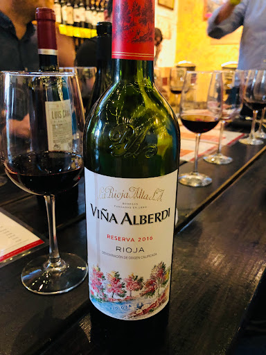 Wine Store «Happy Wine Calle Ocho», reviews and photos, 5792 SW 8th St, Miami, FL 33144, USA