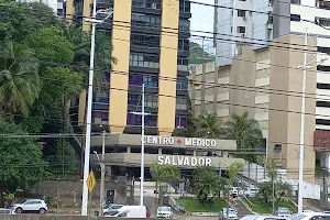 Centro Médico Salvador image