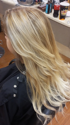 Hair Salon «Regis Salon», reviews and photos, 2625 Scottsville Rd #526, Bowling Green, KY 42104, USA