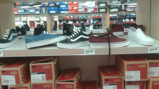 Shoe Store «WSS», reviews and photos, 460 San Fernando Mission Blvd, San Fernando, CA 91340, USA