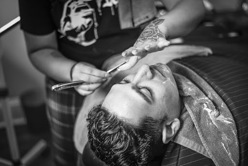 Barber Shop «Old Town Barbershop», reviews and photos, 1339 N Wells St, Chicago, IL 60610, USA