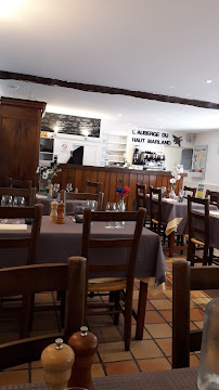 Atmosphère du Restaurant français Auberge du Haut Marland à Saint-André-des-Eaux - n°3