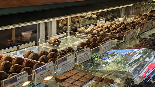 Chocolate Shop «Rocky Mountain Chocolate Factory», reviews and photos, 1419 1st Ave, Seattle, WA 98101, USA