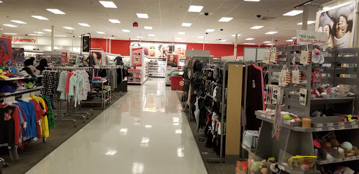 Department Store «Target», reviews and photos, 26650 Ford Rd, Dearborn Heights, MI 48127, USA