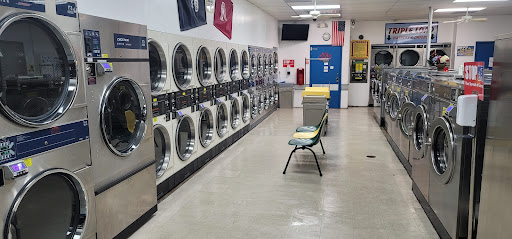 Stop N Wash Coin Laundry & Carwash en Portsmouth
