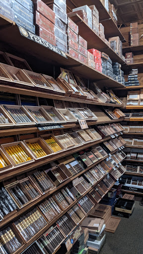 Cigar Shop «Addison Cigar Shop», reviews and photos, 15401 Addison Rd, Addison, TX 75001, USA