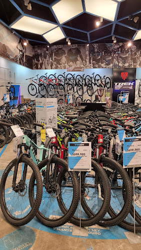 Opiniones de Sparta Costanera Center en Providencia - Tienda de deporte